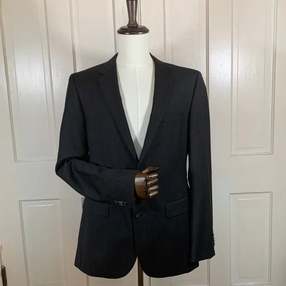 Hugo Boss Blazer Mens 40L Charcoal Gray 100% Virgin Wool 2 Button Sport Coat